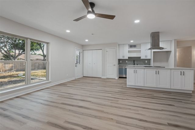 5221 Alpha Drive, The Colony, TX 75056
