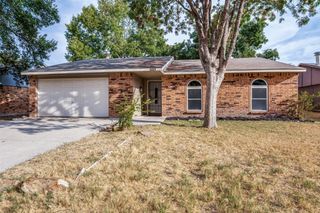 5221 Alpha Drive, The Colony, TX 75056
