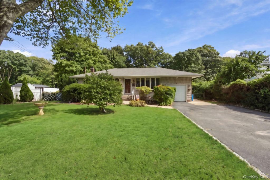 1024 Howells Road, Bay Shore, NY 11706 — exterior