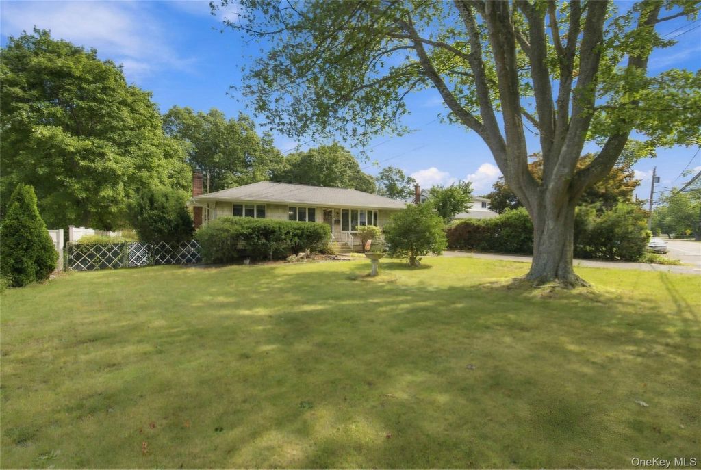 1024 Howells Road, Bay Shore, NY 11706 — photo 2