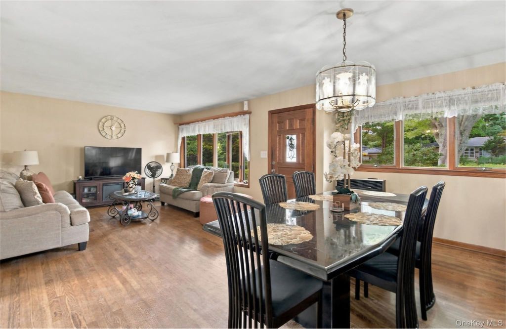 1024 Howells Road, Bay Shore, NY 11706 — photo 3