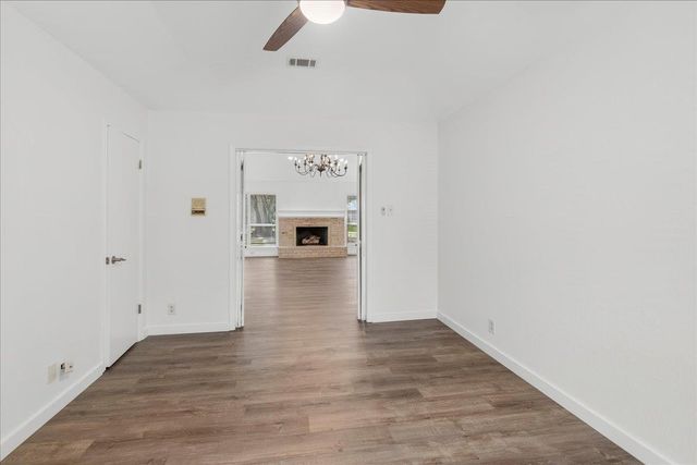 10403 Pinehurst DR, Austin, TX 78747