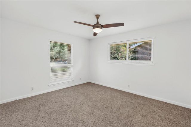 10403 Pinehurst DR, Austin, TX 78747