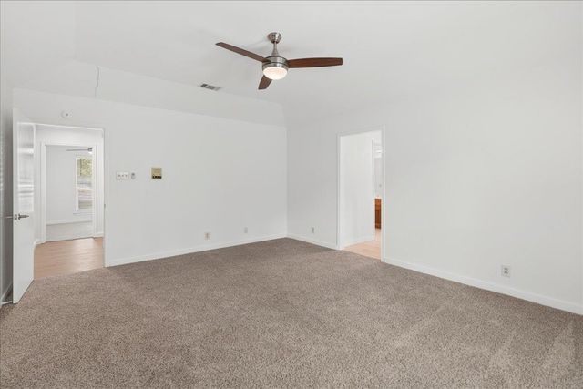 10403 Pinehurst DR, Austin, TX 78747