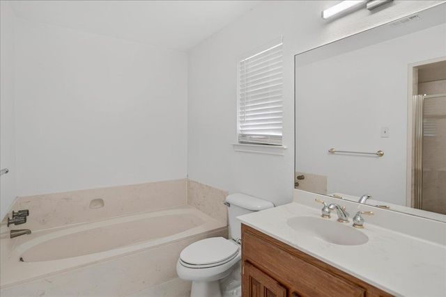 10403 Pinehurst DR, Austin, TX 78747