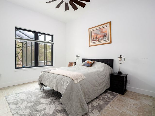 435 Gardenia DR, Wimberley, TX 78676