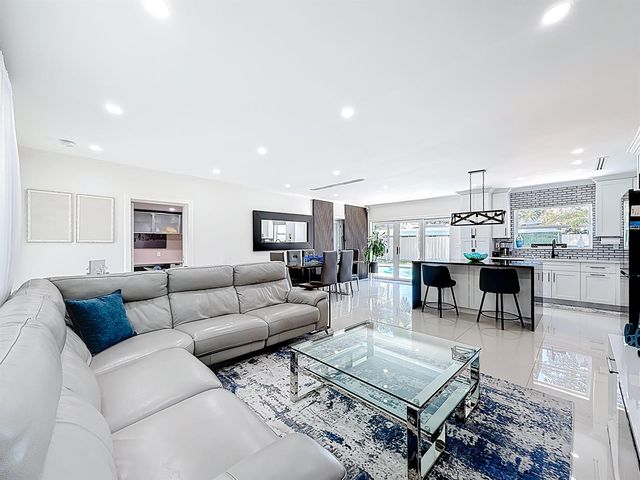 2601 NE 18th Street, Pompano Beach, FL 33062