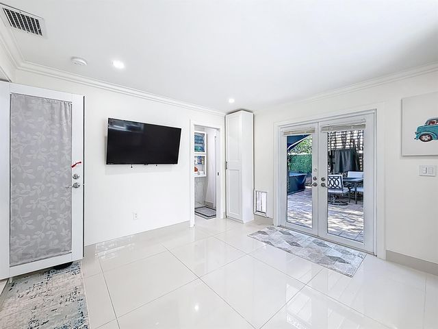 2601 NE 18th Street, Pompano Beach, FL 33062