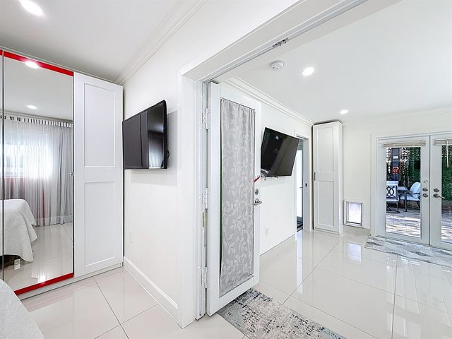 2601 NE 18th Street, Pompano Beach, FL 33062