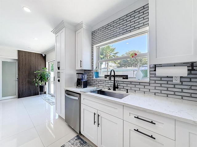 2601 NE 18th Street, Pompano Beach, FL 33062