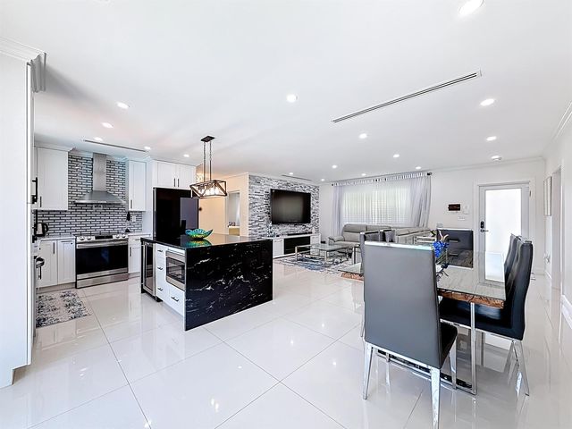 2601 NE 18th Street, Pompano Beach, FL 33062
