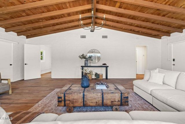 790 S Saticoy Avenue, Ventura, CA 93004
