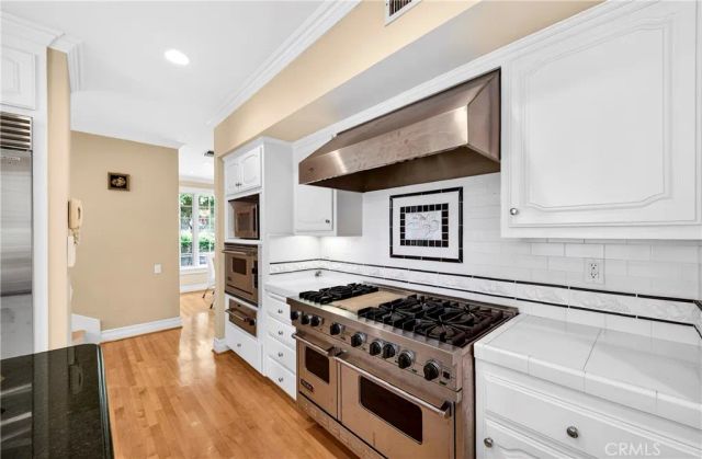 465 W Highland Avenue, Sierra Madre, CA 91024