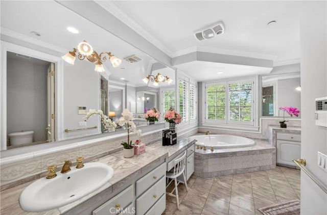 465 W Highland Avenue, Sierra Madre, CA 91024