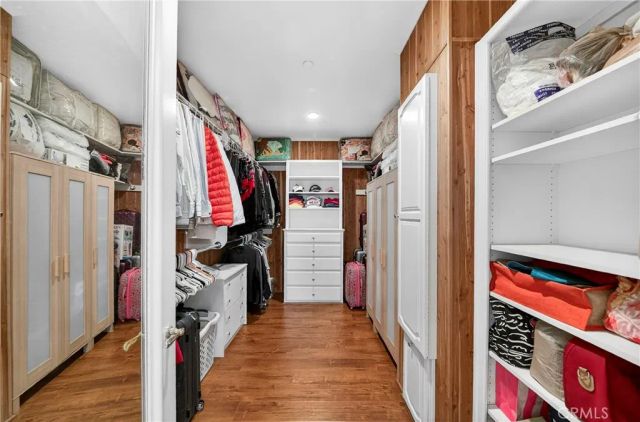 465 W Highland Avenue, Sierra Madre, CA 91024