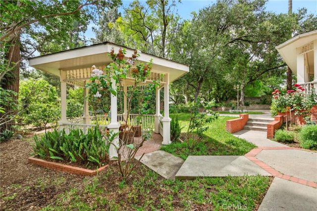465 W Highland Avenue, Sierra Madre, CA 91024