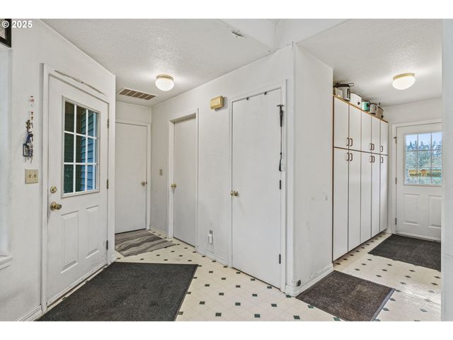 1707 Nw 354TH St, La Center, WA 98629