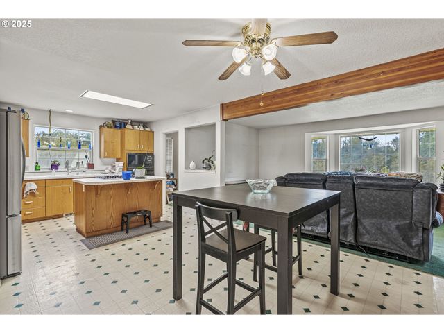 1707 Nw 354TH St, La Center, WA 98629