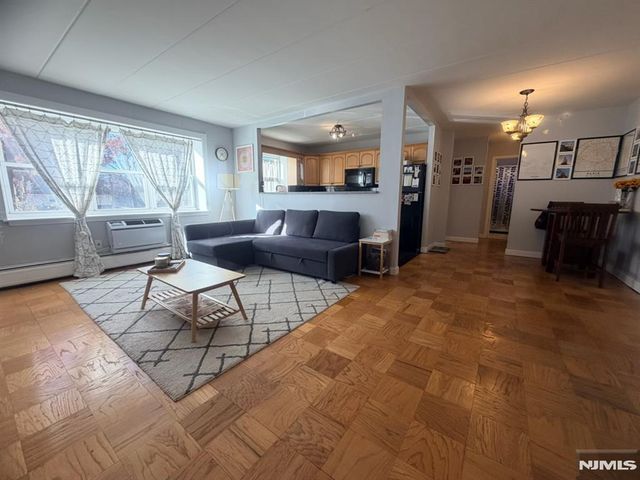 25 Jefferson Street 3E, Hackensack, NJ 07601