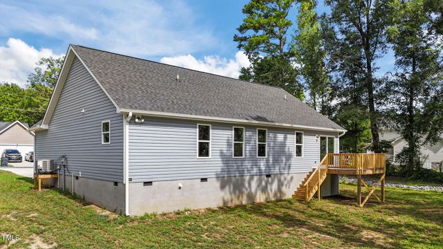 121 Tanglewood Drive, Louisburg, NC 27549