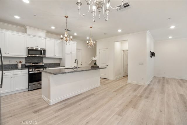 7023 Turin Place, Eastvale, CA 92880