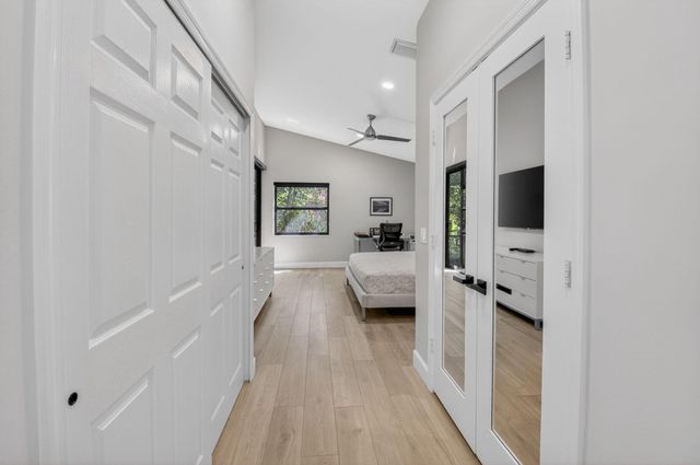 7613 Lexington Club Boulevard B, Delray Beach, FL 33446