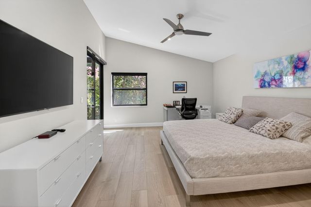 7613 Lexington Club Boulevard B, Delray Beach, FL 33446