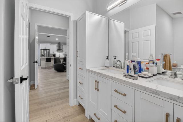 7613 Lexington Club Boulevard B, Delray Beach, FL 33446