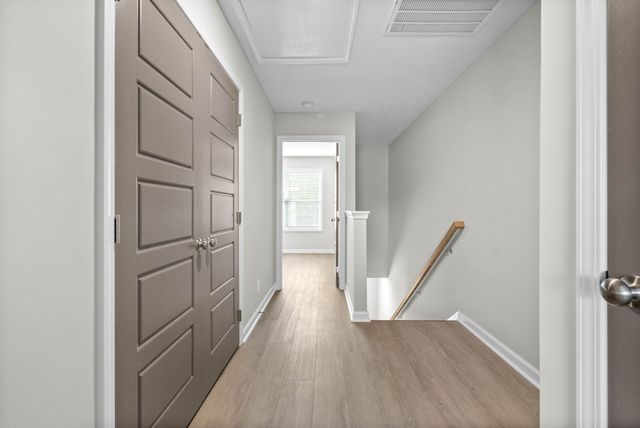 325 Longshadow Trl Unit E, Clarksville, TN 37043