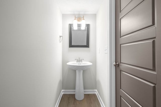 325 Longshadow Trl Unit E, Clarksville, TN 37043