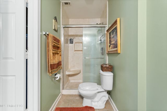 2422 Regency Drive, Biloxi, MS 39532