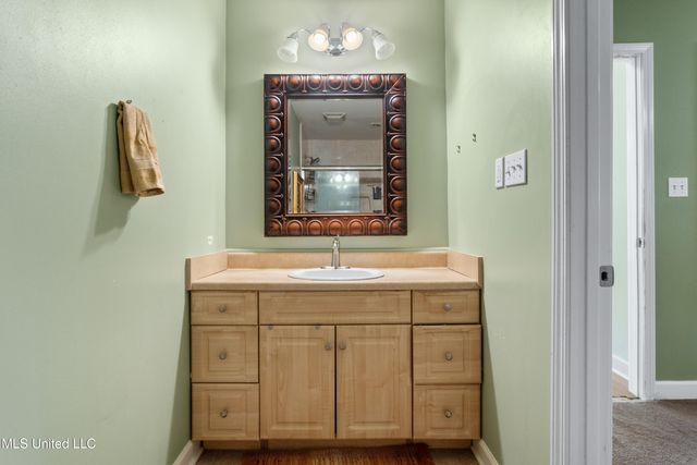 2422 Regency Drive, Biloxi, MS 39532