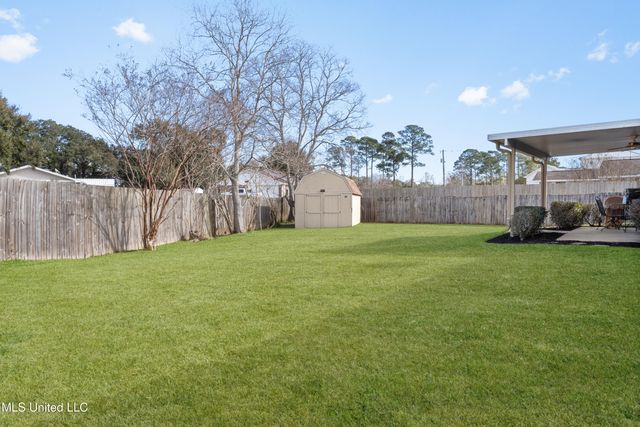 2422 Regency Drive, Biloxi, MS 39532