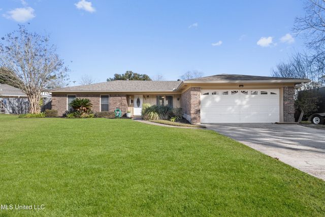 2422 Regency Drive, Biloxi, MS 39532