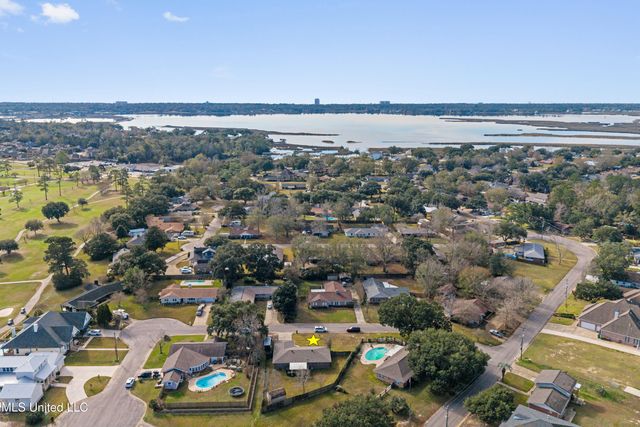 2422 Regency Drive, Biloxi, MS 39532