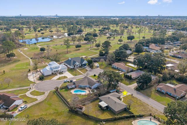 2422 Regency Drive, Biloxi, MS 39532