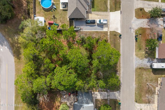 2422 Regency Drive, Biloxi, MS 39532