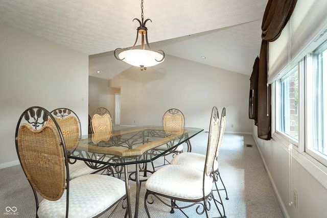 1025 Woodridge, Brownsburg, IN 46112