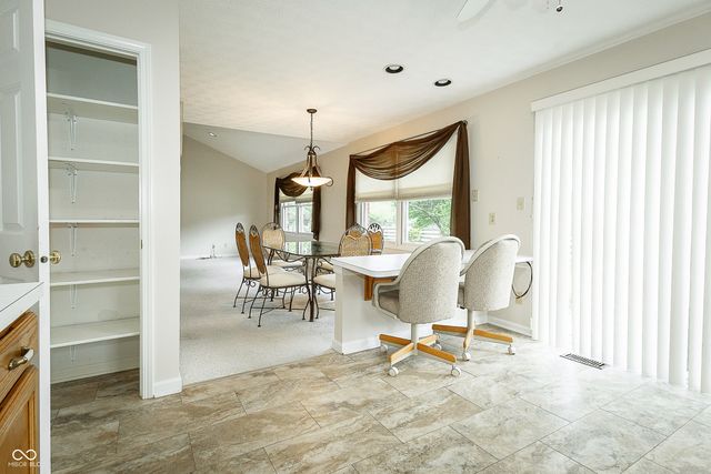 1025 Woodridge, Brownsburg, IN 46112