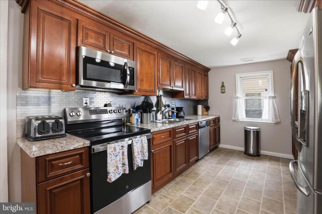 22 S 4TH ST, Denver, PA 17517