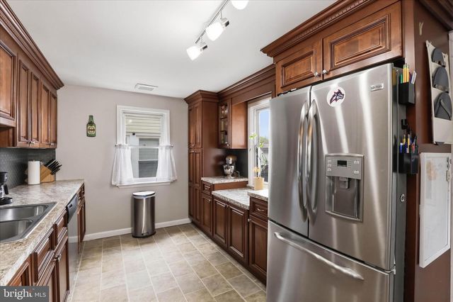 22 S 4TH ST, Denver, PA 17517