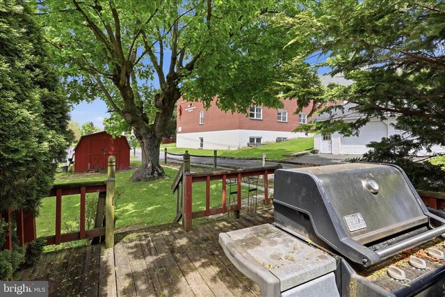 22 S 4TH ST, Denver, PA 17517