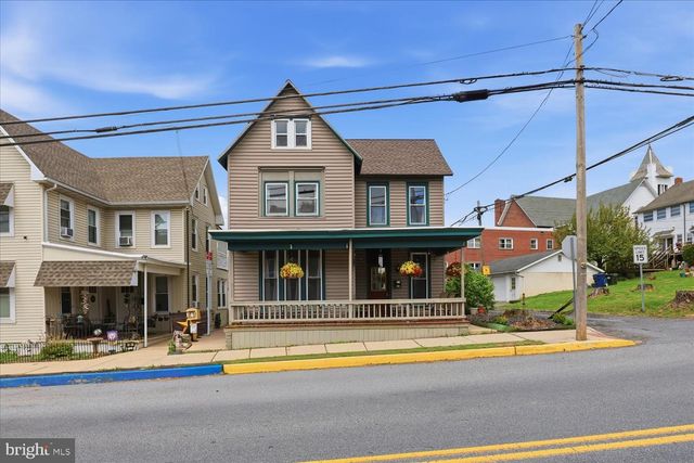 22 S 4TH ST, Denver, PA 17517