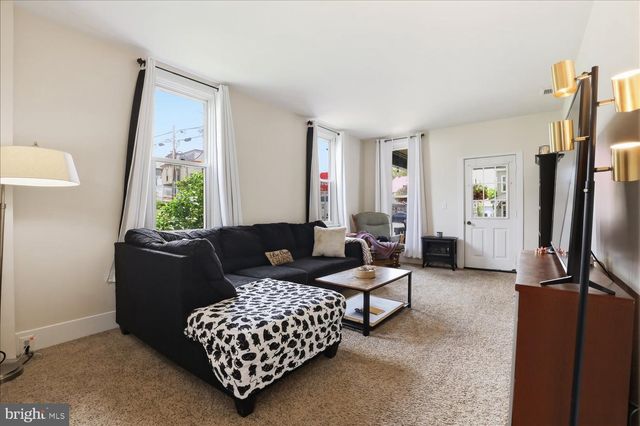 22 S 4TH ST, Denver, PA 17517