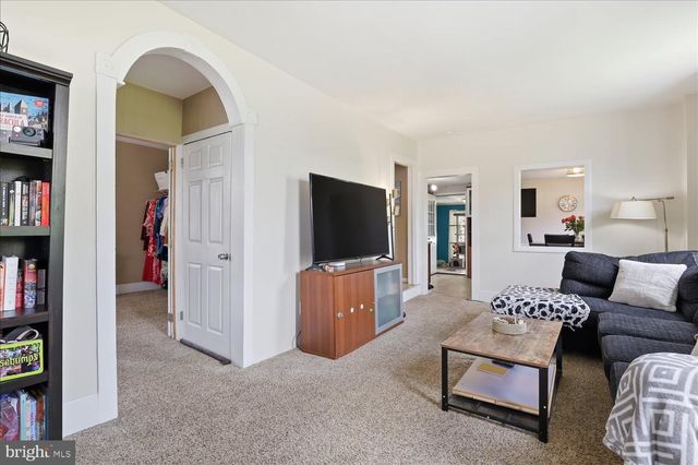 22 S 4TH ST, Denver, PA 17517