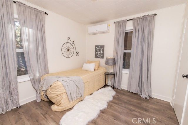 758 Elm Street, Big Bear Lake, CA 92315