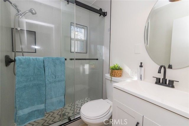 758 Elm Street, Big Bear Lake, CA 92315