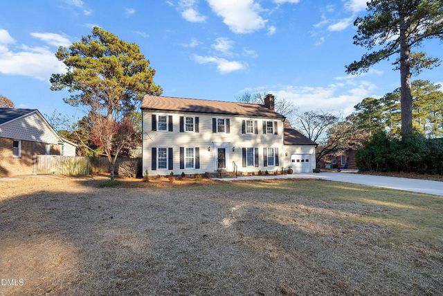 3622 Thorndike Drive, Fayetteville, NC 28311