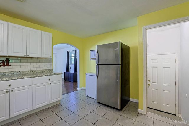 9168 Orangewood Drive, Colerain Twp, OH 45231
