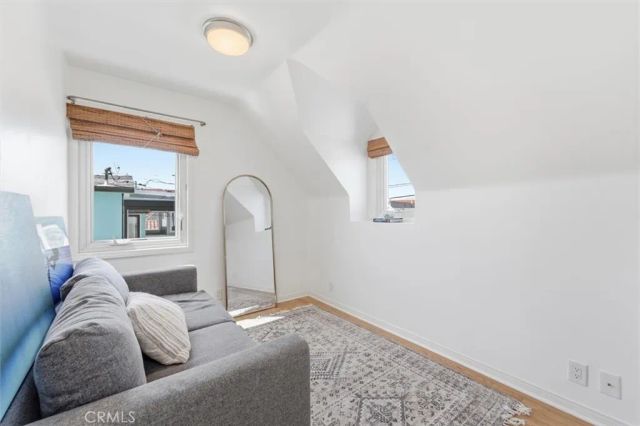 1924 Loma Drive, Hermosa Beach, CA 90254